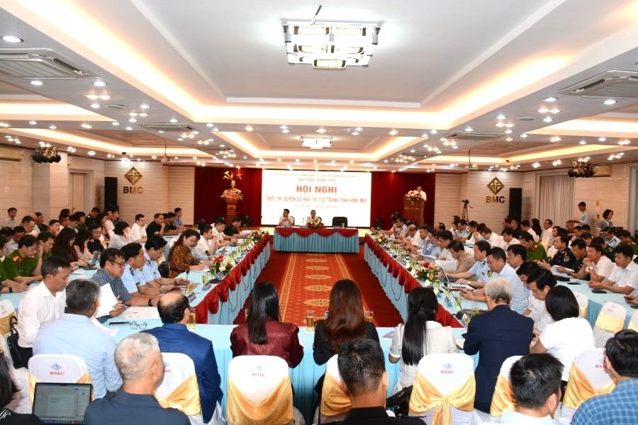 Toàn cảnh hội nghị Toàn cảnh hội nghị
