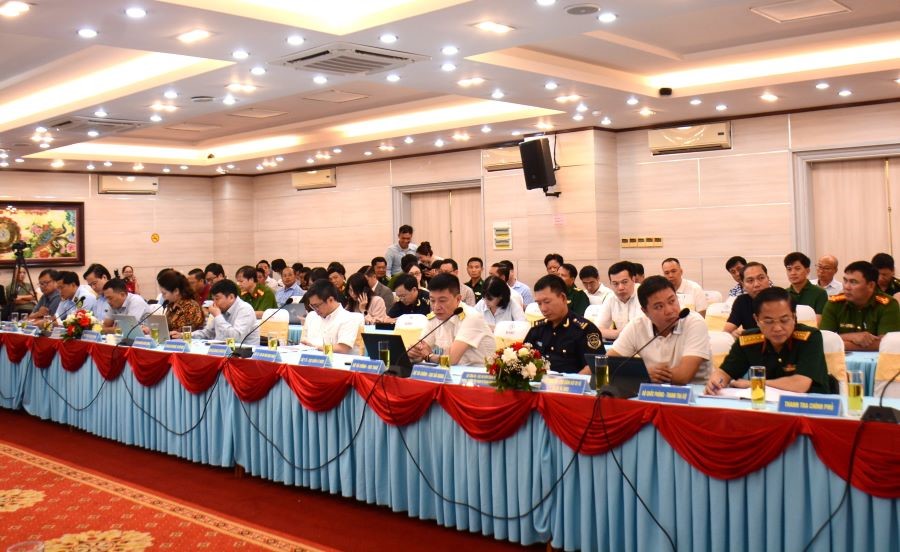 Đại biểu Trung ương v&agrave; c&aacute;c địa phương tham dự hội nghị
