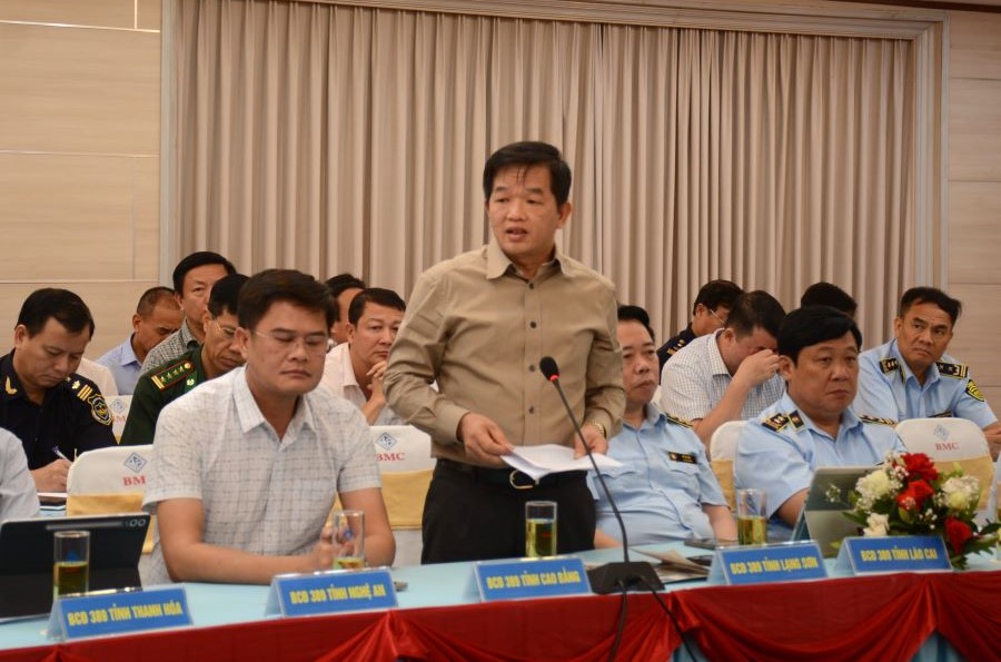 Đại diện Ban Chỉ đạo 389 tỉnh Lạng Sơn tham luận tại hội nghị
