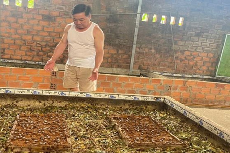 Nguồn thức ăn chủ yếu là rau xanh, cỏ, bắp và phụ phẩm nông nghiệp nên chi phí đầu tư không cao. Nguồn thức ăn chủ yếu là rau xanh, cỏ, bắp và phụ phẩm nông nghiệp nên chi phí đầu tư không cao.