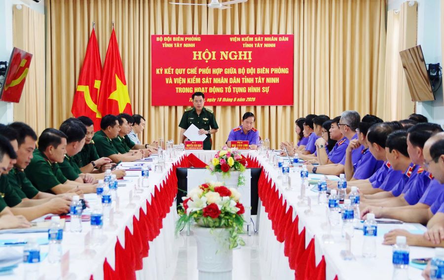 Quang cảnh hội nghị Quang cảnh hội nghị