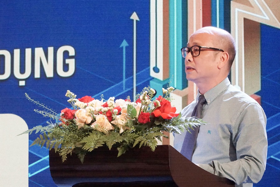 Đại diện Ngân hàng Nhà nước chi nhánh Khu vực 10 tham luận tại hội nghị. Đại diện Ngân hàng Nhà nước chi nhánh Khu vực 10 tham luận tại hội nghị.