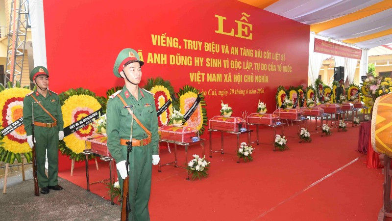 Lào Cai truy điệu, an táng 9 hài cốt liệt sĩ tại xã Bát Xát