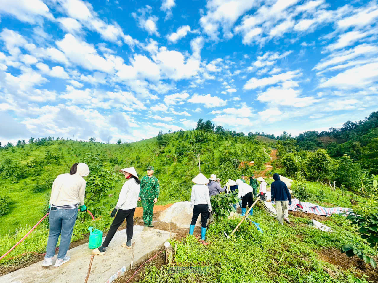 Gieo màu xanh trên vùng biên xứ Lạng