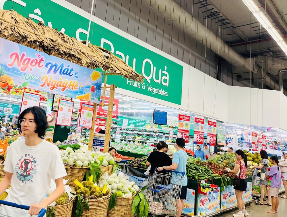 Khuyến mại mùa hè tăng nhiệt, bán lẻ kỳ vọng bứt tốc sức mua