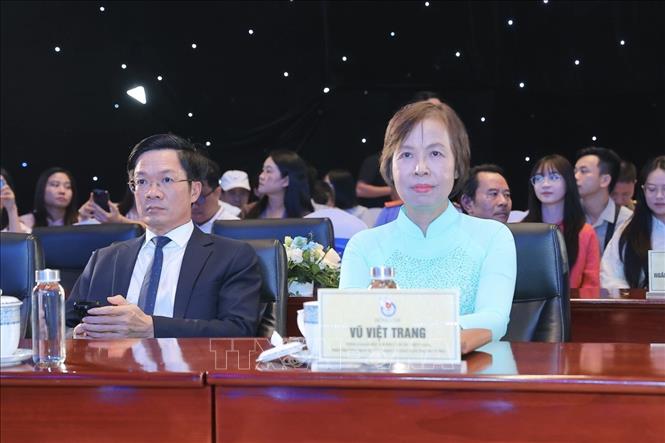 Đại biểu tham dự lễ bế mạc. Ảnh: Minh Quyết/TTXVN Đại biểu tham dự lễ bế mạc. Ảnh: Minh Quyết/TTXVN