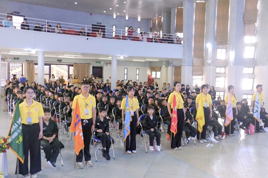 Trại hè “Học làm chiến sĩ công an” năm 2026 thu hút sự tham gia của 88 học sinh từ 9 - 14 tuổi đến từ các địa phương trong tỉnh. Trại hè “Học làm chiến sĩ công an” năm 2026 thu hút sự tham gia của 88 học sinh từ 9 - 14 tuổi đến từ các địa phương trong tỉnh.