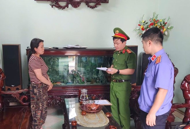 Hưng Yên: Khởi tố 3 đối tượng sản xuất hơn 2 tấn miến giả