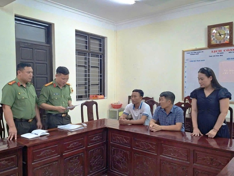 Khởi tố 3 bị can liên quan đường dây mua bán hóa đơn khống, trốn thuế tại Nghệ An