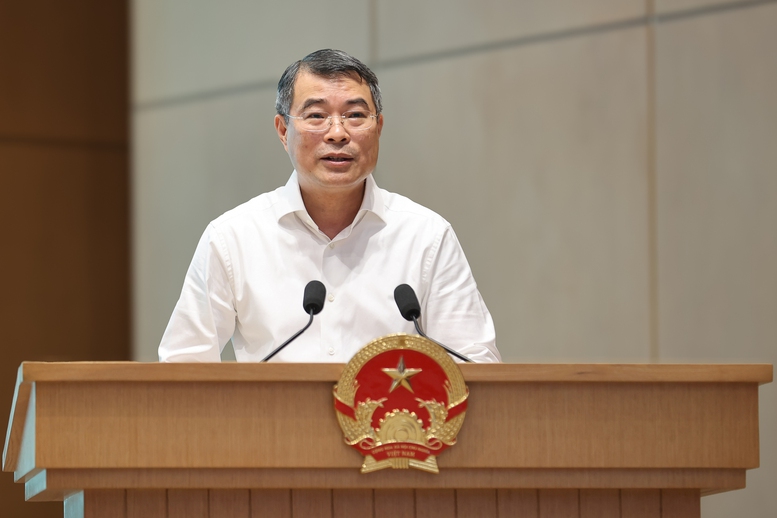 Thủ tướng: Khẩn trương trình cơ chế đột phá giao ngân sách, giao thẩm quyền trong phát triển KHCN, đổi mới sáng tạo
