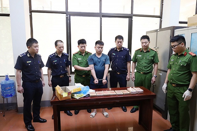 Lực lượng chức năng Lực lượng chức năng