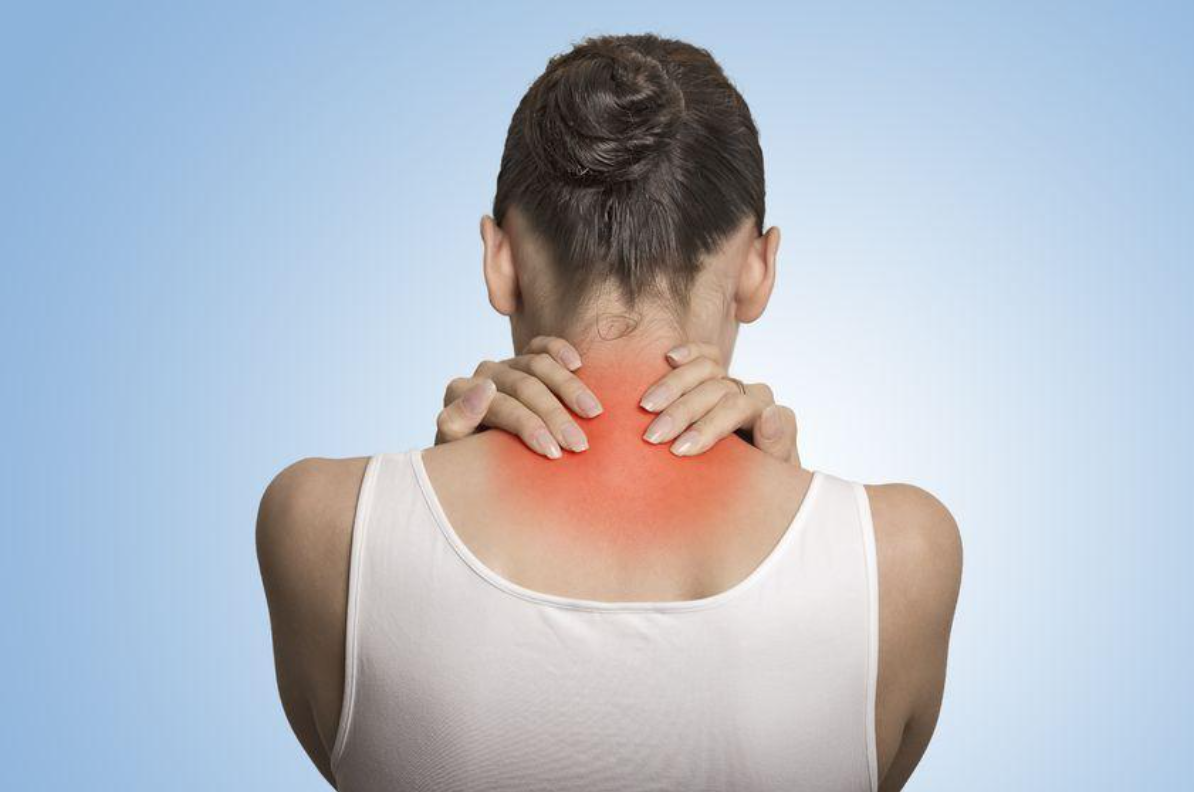 Đau cổ vai gáy là triệu chứng thường gặp của thoái hóa đốt sống cổ C4 C5 Đau cổ vai gáy là triệu chứng thường gặp của thoái hóa đốt sống cổ C4 C5
