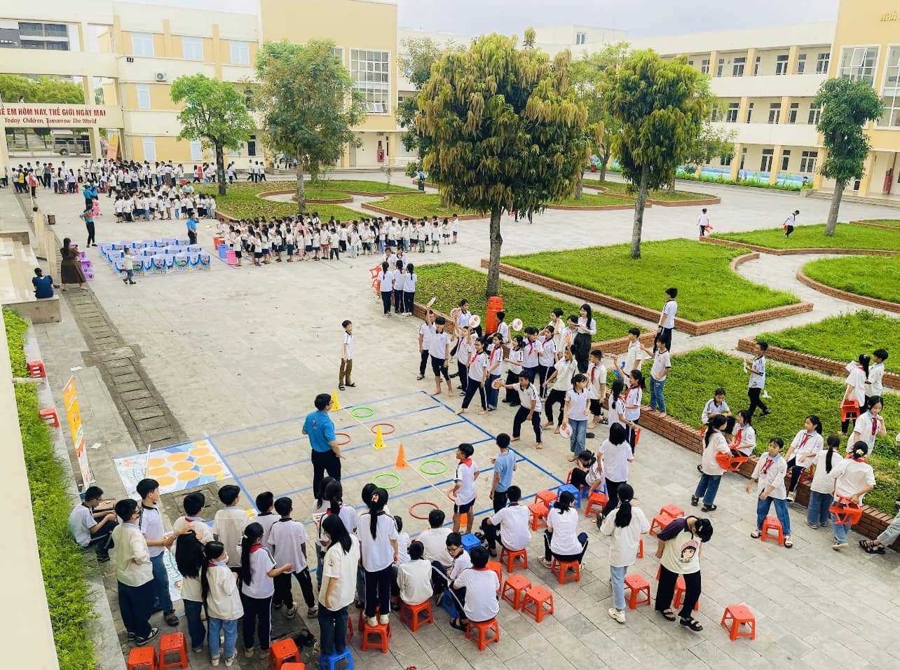 Thanh Hóa: Thông qua Nghị quyết về mức học phí năm học 2025–2026 của Trường Tiểu học, THCS&THPT Hồng Đức