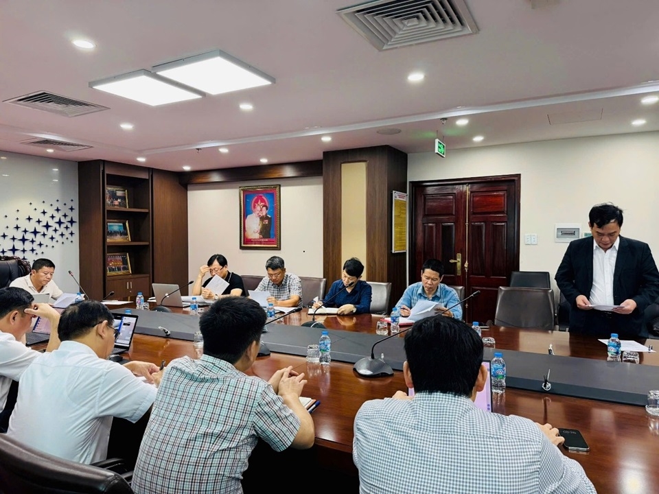 C&ocirc;ng ty Điện lực Ph&uacute; Thọ tổ chức họp th&aacute;o gỡ vướng mắc với Trung t&acirc;m ph&aacute;t triển quỹ đất KV H&ograve;a B&igrave;nh v&agrave; BA2, BA3 khi triển khai c&aacute;c dự &aacute;n 110kV tr&ecirc;n địa b&agrave;n.
