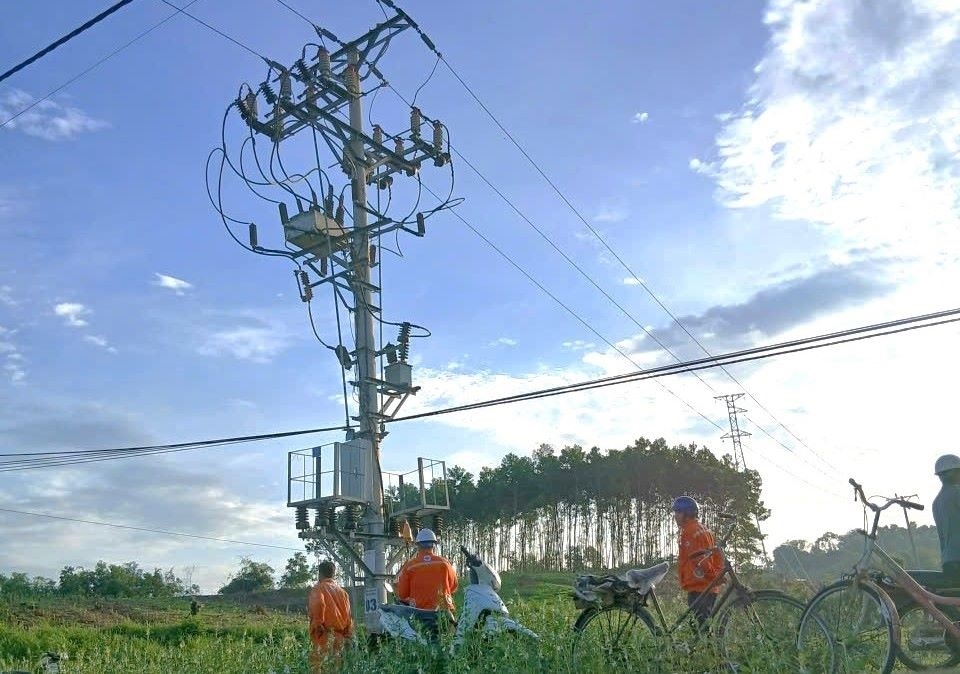 Tập trung toàn lực hoàn thành tiến độ 8 dự án lưới điện 110kV trọng điểm tại Phú Thọ