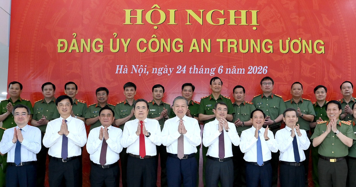 Tổng Bí thư, Chủ tịch nước Tô Lâm và các đồng chí lãnh đạo Đảng, Nhà nước và các đại biểu tham dự Hội nghị Đảng ủy Công an Trung ương. (Ảnh: ĐĂNG KHOA) Tổng Bí thư, Chủ tịch nước Tô Lâm và các đồng chí lãnh đạo Đảng, Nhà nước và các đại biểu tham dự Hội nghị Đảng ủy Công an Trung ương. (Ảnh: ĐĂNG KHOA)