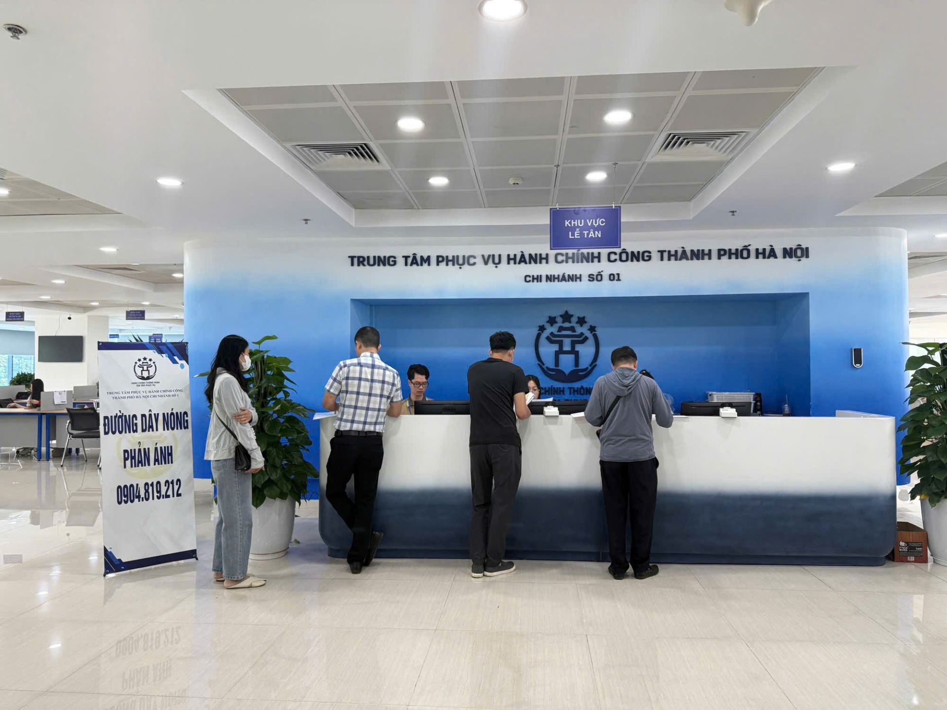 Hà Nội chấn chỉnh thái độ phục vụ trong toàn hệ thống hành chính công