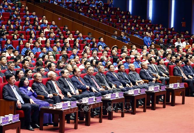 Tổng B&iacute; thư, Chủ tịch nước T&ocirc; L&acirc;m v&agrave; c&aacute;c đại biểu dự Phi&ecirc;n trọng thể Đại hội Đo&agrave;n to&agrave;n quốc lần thứ XIII. Ảnh: Thống Nhất/TTXVN