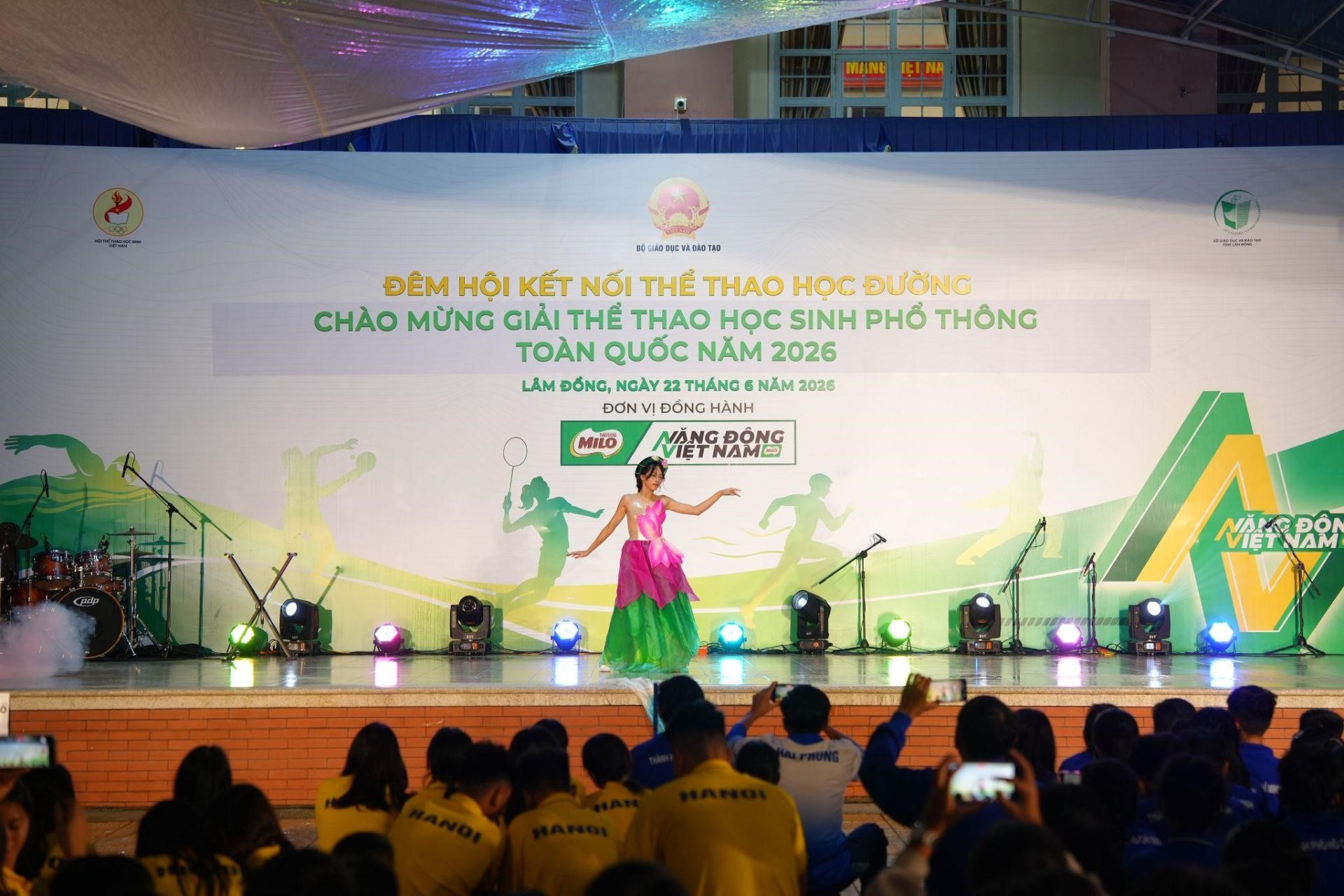Một số h&igrave;nh ảnh tại đ&ecirc;m hội Gala ch&agrave;o mừng Giải Thể thao học sinh Phổ th&ocirc;ng To&agrave;n quốc