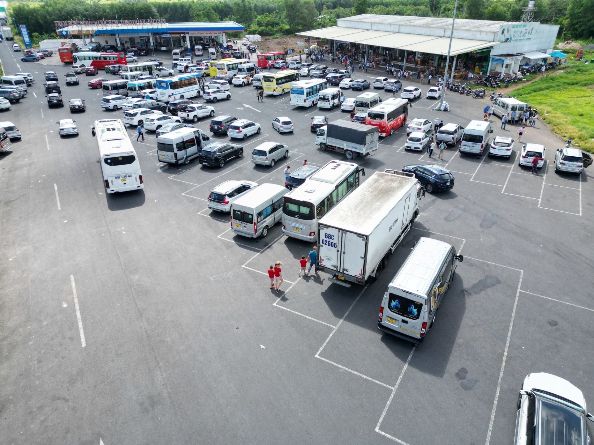 Xử lý dứt điểm vướng mắc xây dựng các trạm dừng nghỉ cao tốc Bắc - Nam phía Đông