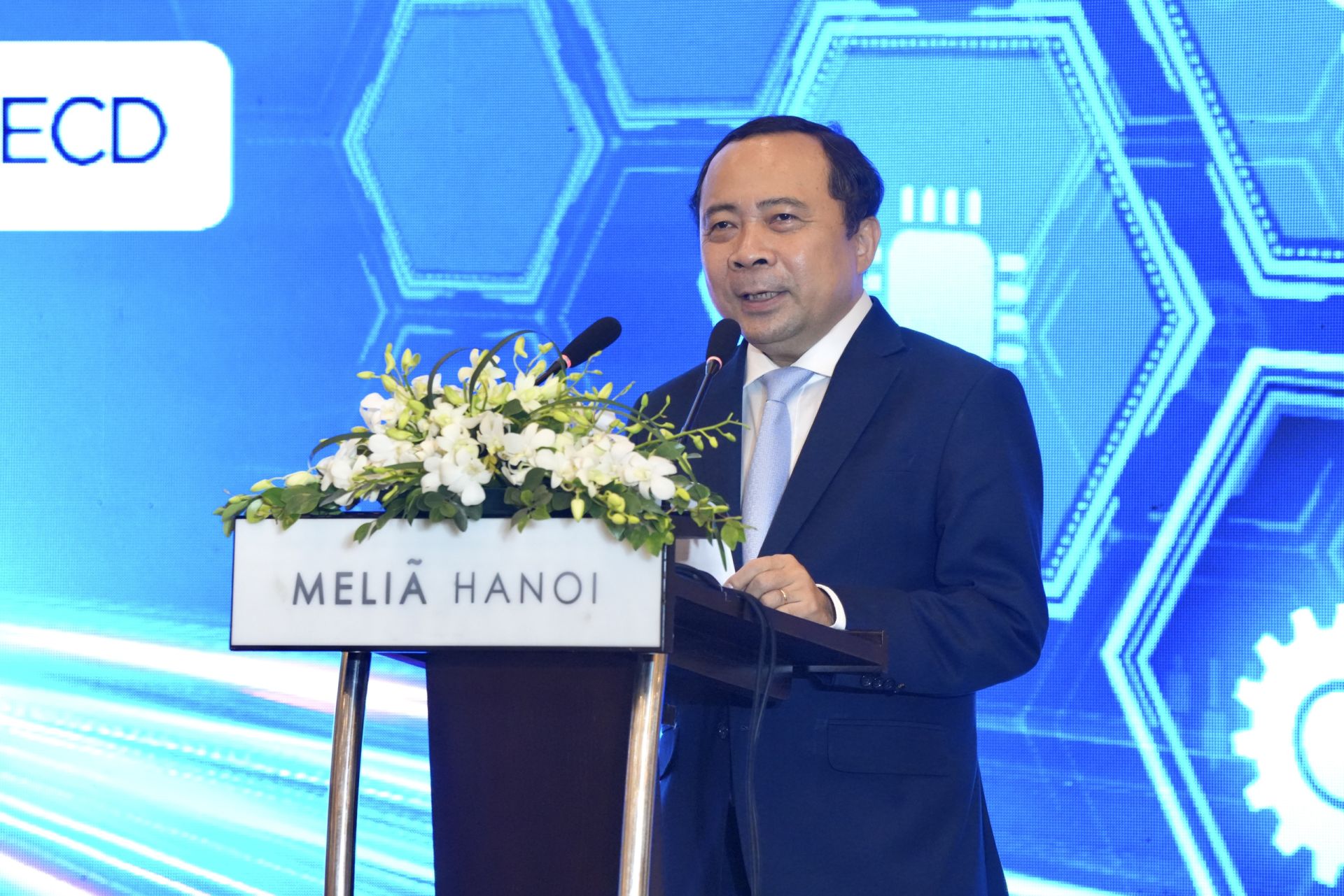 Bộ trưởng Vũ Hải Qu&acirc;n ph&aacute;t biểu tại Diễn đ&agrave;n.