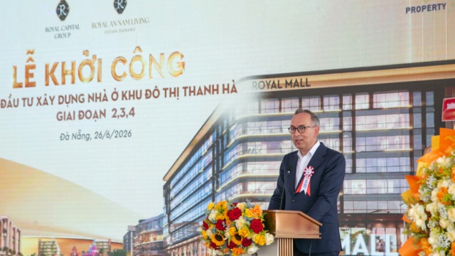 &Ocirc;ng Sven A. Saebel - Gi&aacute;m đốc Điều h&agrave;nh Royal Capital Group ph&aacute;t biểu tại lễ khởi c&ocirc;ng.
