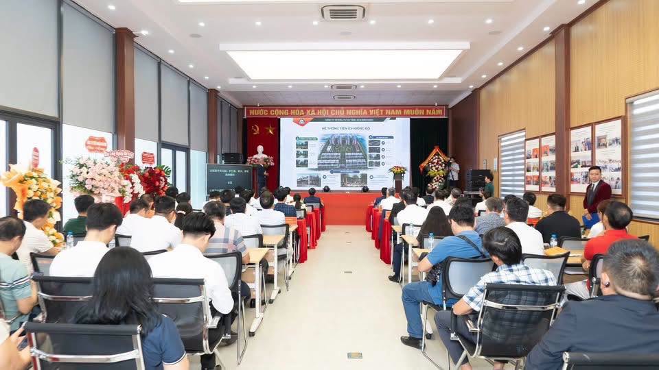 Quang cảnh lễ khởi c&ocirc;ng