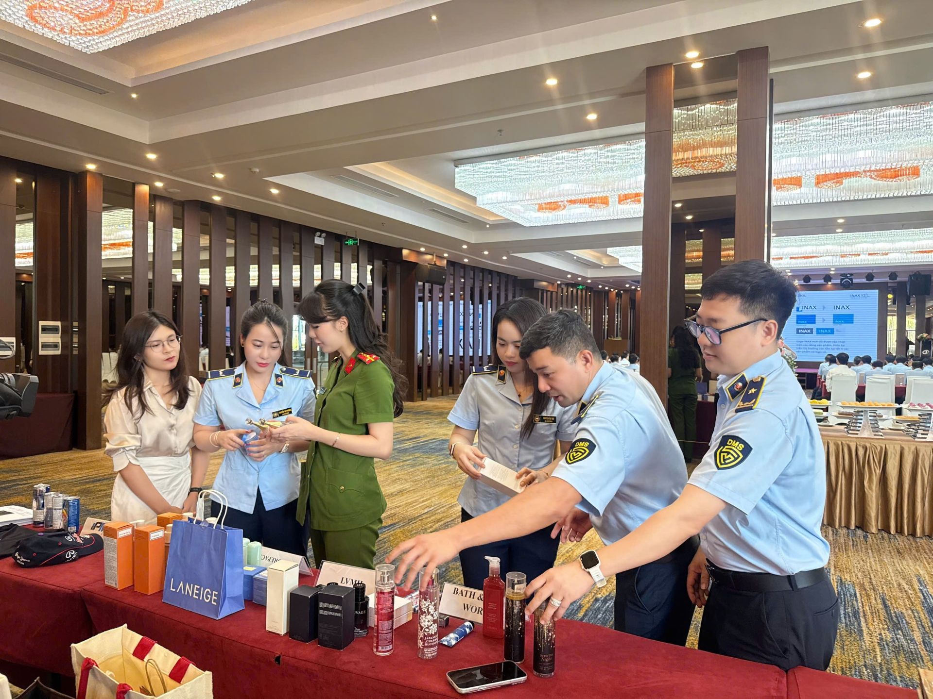 Thanh Hóa: Nâng cao năng lực nhận diện hàng giả, siết chặt bảo vệ quyền sở hữu trí tuệ
