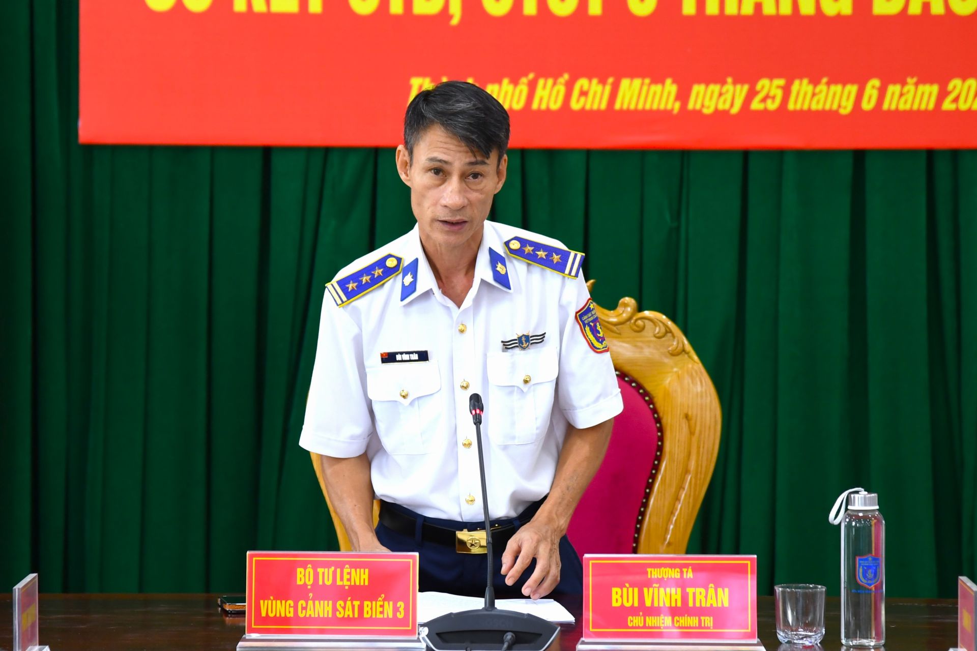 Thượng t&aacute; B&ugrave;i Vĩnh Tr&acirc;n, Chủ nhiệm Ch&iacute;nh trị V&ugrave;ng Chủ tr&igrave; Hội nghị