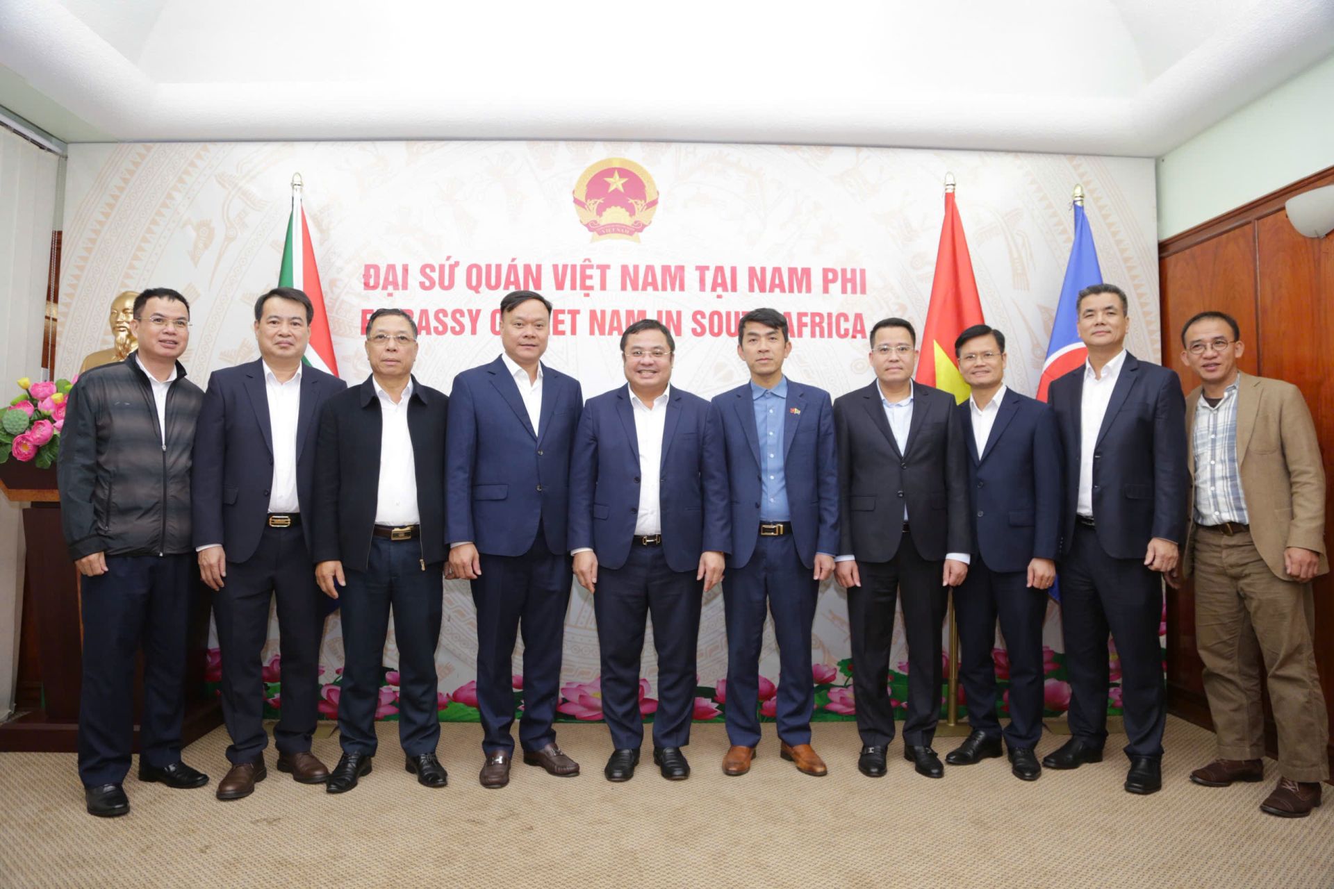 Đo&agrave;n Tập đo&agrave;n Ho&aacute; chất Việt Nam thăm v&agrave; l&agrave;m việc tại Đại sứ qu&aacute;n Việt Nam tại Nam Phi