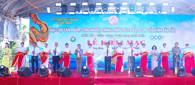 Khai mạc Hội chợ OCOP và sản phẩm công nghiệp nông thôn tiêu biểu Đắk Lắk năm 2026