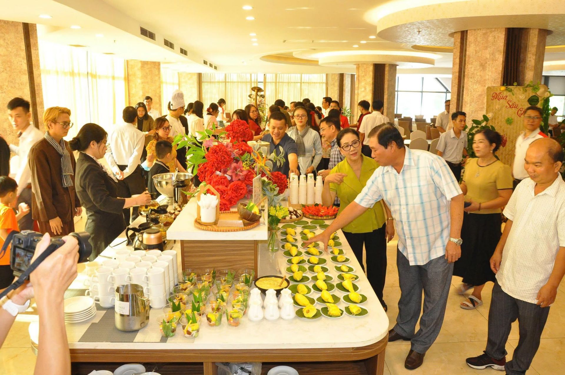 Khai mạc Tuần lễ Buffet sầu riêng Cần Thơ 2026
