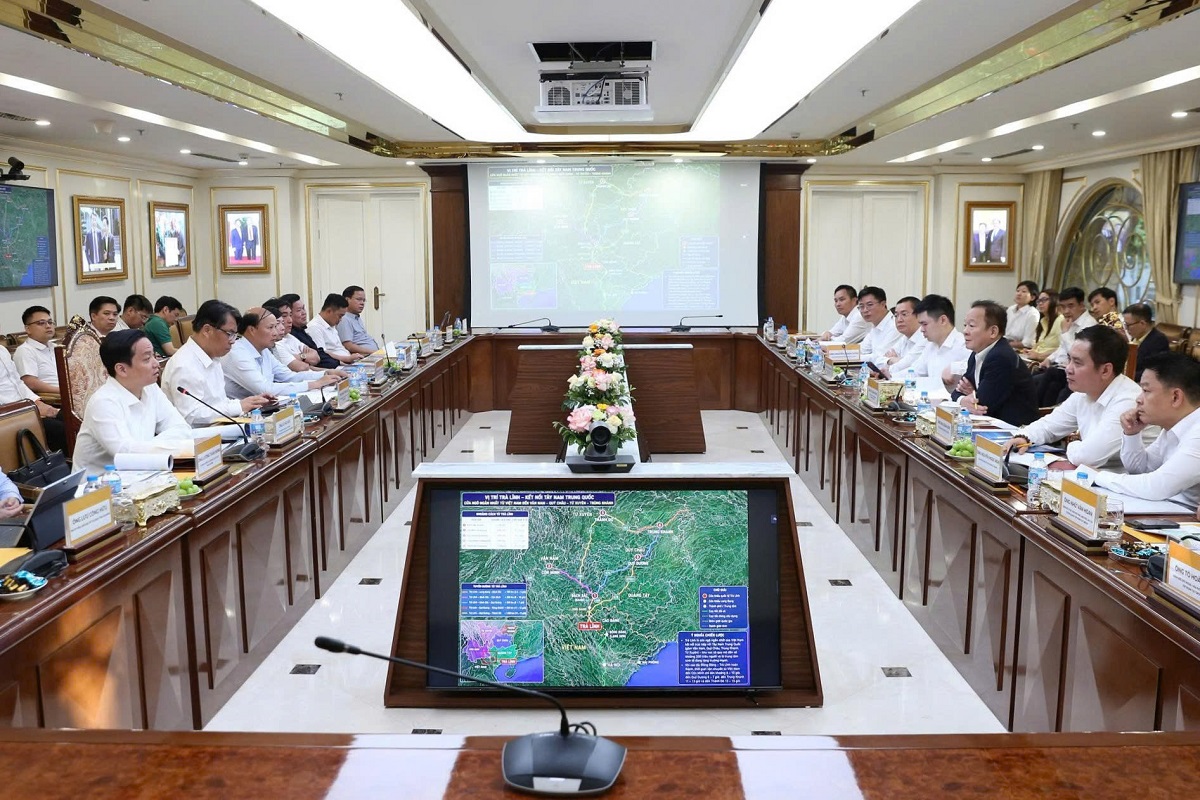 Cao Bằng mời gọi T&T Group đầu tư, phát triển kinh tế cửa khẩu