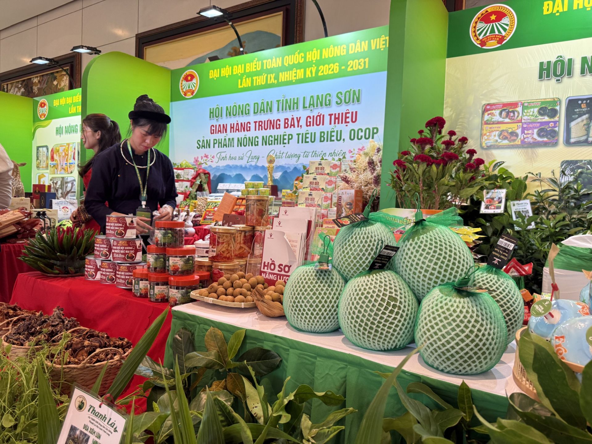 Đặc sản vùng miền tràn lan trên mạng xã hội: Hàng thật hay chỉ là “mác” để bán hàng?