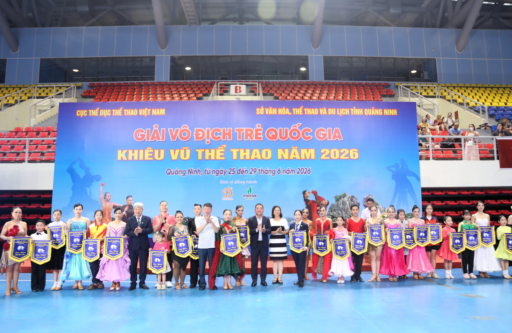 Khai mạc Giải vô địch trẻ quốc gia Khiêu vũ thể thao tại Quảng Ninh