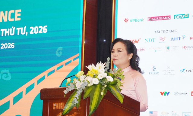 B&agrave; Ng&ocirc; Phương Lan - Chủ tịch Hiệp hội X&uacute;c tiến ph&aacute;t triển Điện ảnh Việt Nam, đồng Trưởng Ban Tổ chức DANAFF ph&aacute;t biểu tại họp b&aacute;o.