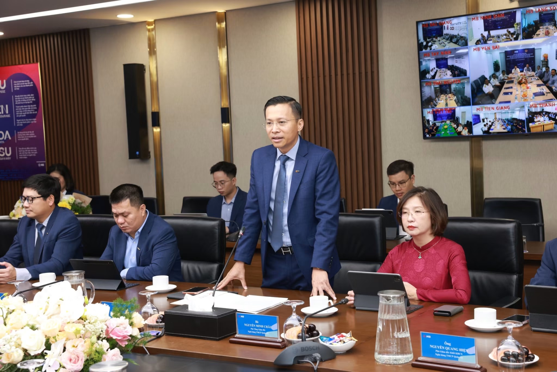 &Ocirc;ng Phạm Như &Aacute;nh - Tổng gi&aacute;m đốc MB ph&aacute;t biểu tại sự kiện