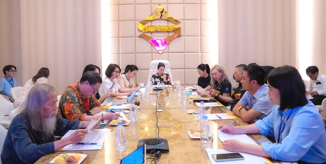 Buổi họp c&ocirc;ng bố hai đội xuất sắc bước v&agrave;o chung kết v&agrave; thể lệ giải thưởng.