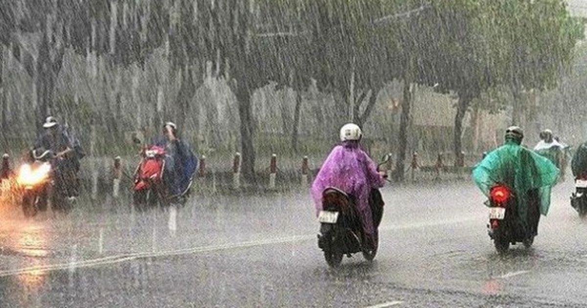 Áp thấp có khả năng vào Biển Đông, Bắc Bộ mưa lớn kéo dài nhiều ngày