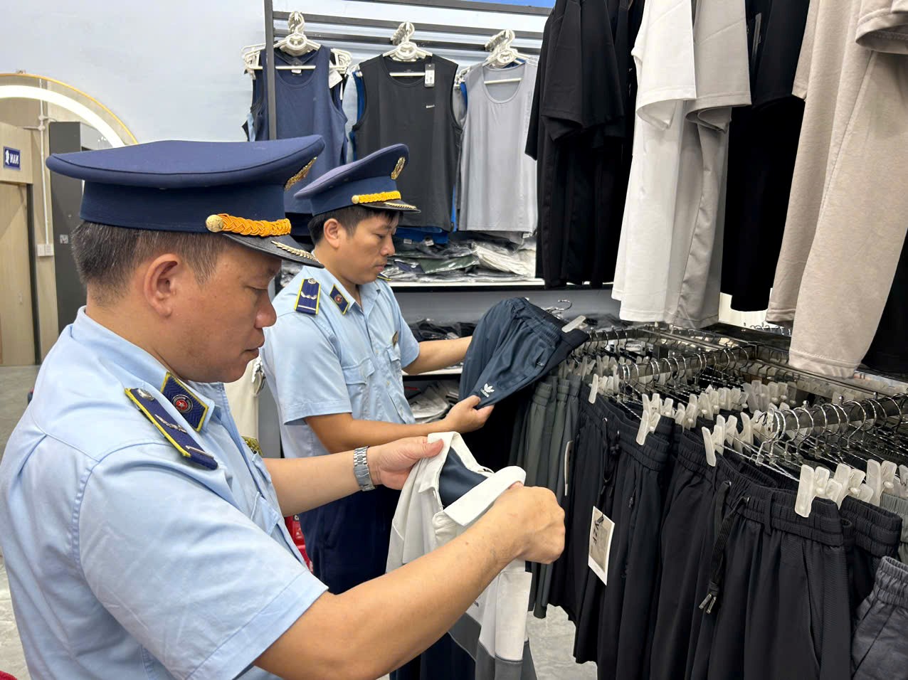 Tuyên Quang: Đội QLTT số 8 thu nộp ngân sách hơn 118 triệu đồng trong đợt cao điểm