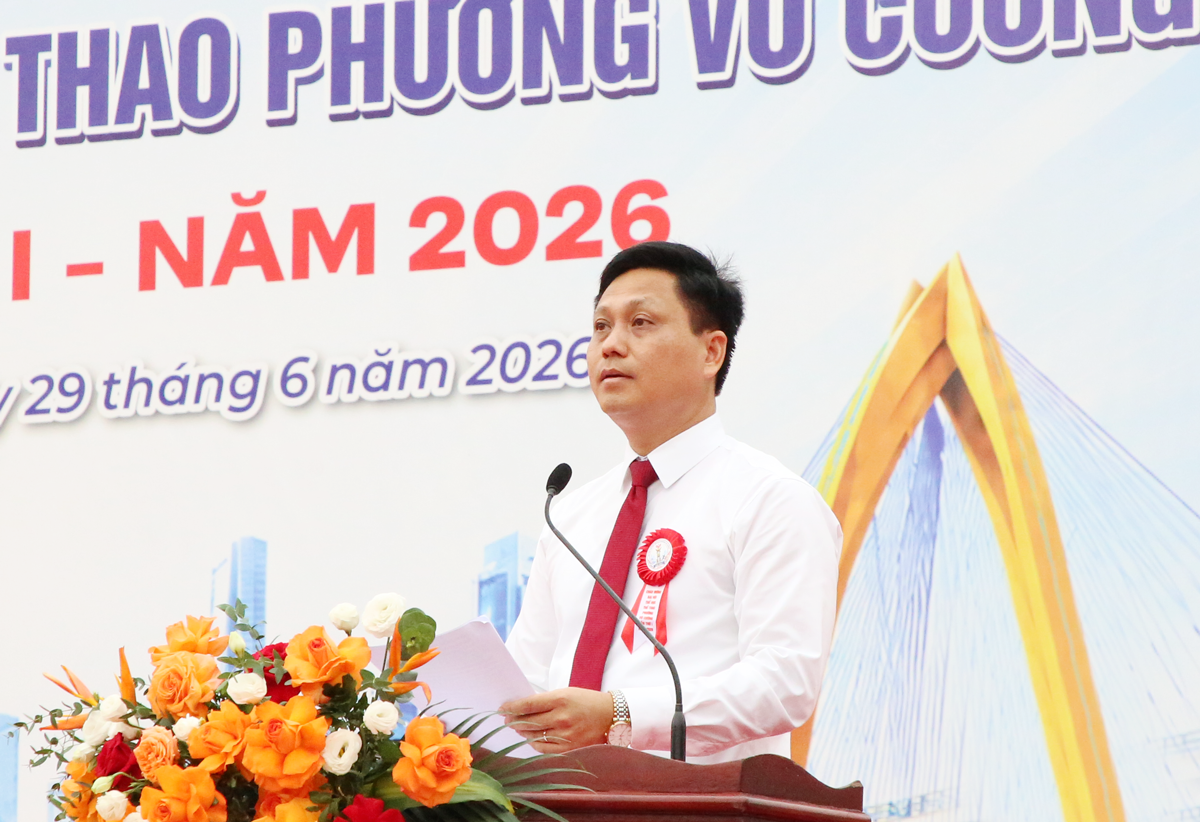 Chủ tịch UBND phường V&otilde; Cường Nguyễn Ngọc Hiếu ph&aacute;t biểu khai mạc Đại hội.
