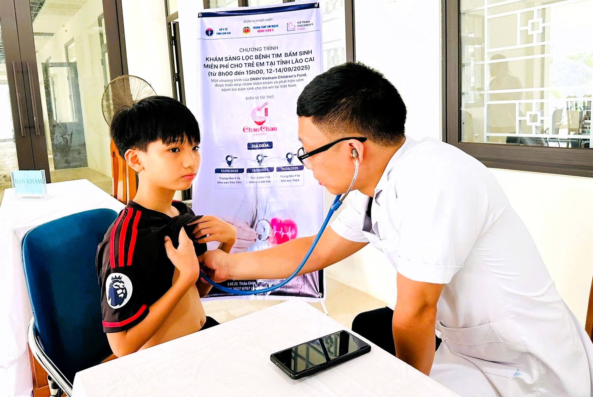C&ocirc;ng t&aacute;c chăm s&oacute;c sức khỏe trẻ em đạt nhiều kết quả t&iacute;ch cực
