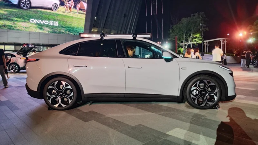 Onvo L60 2026 tăng sức cạnh tranh Model Y của Tesla bằng LiDAR, nền tảng 900 V v&agrave; hệ sinh th&aacute;i đổi pin
