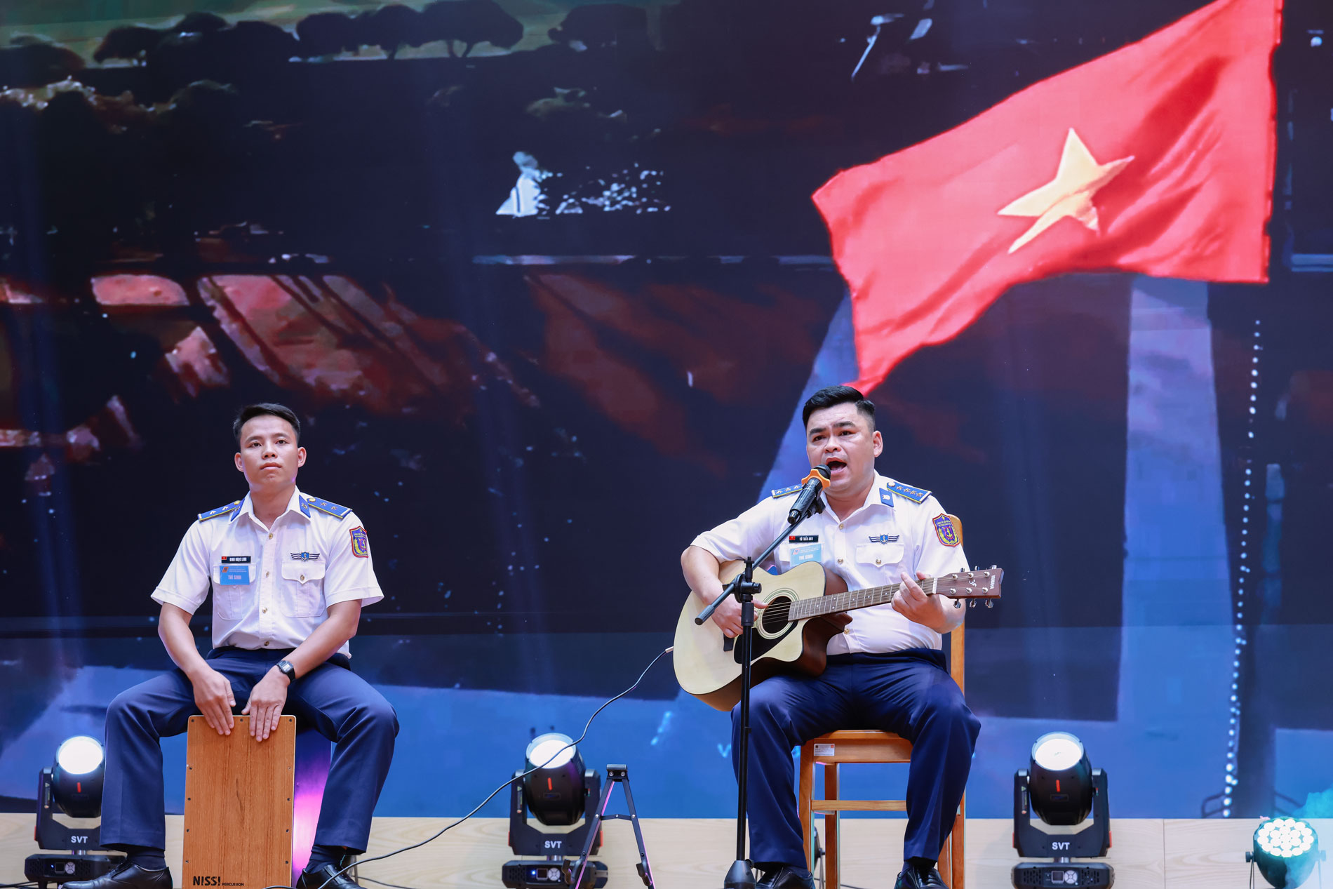 Tiết mục đều được c&aacute;c th&iacute; sinh d&agrave;n dựng c&ocirc;ng phu, h&igrave;nh thức phong ph&uacute;