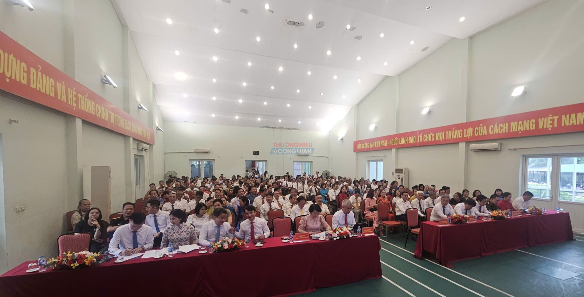 C&aacute;c đại biểu tham dự hội nghị