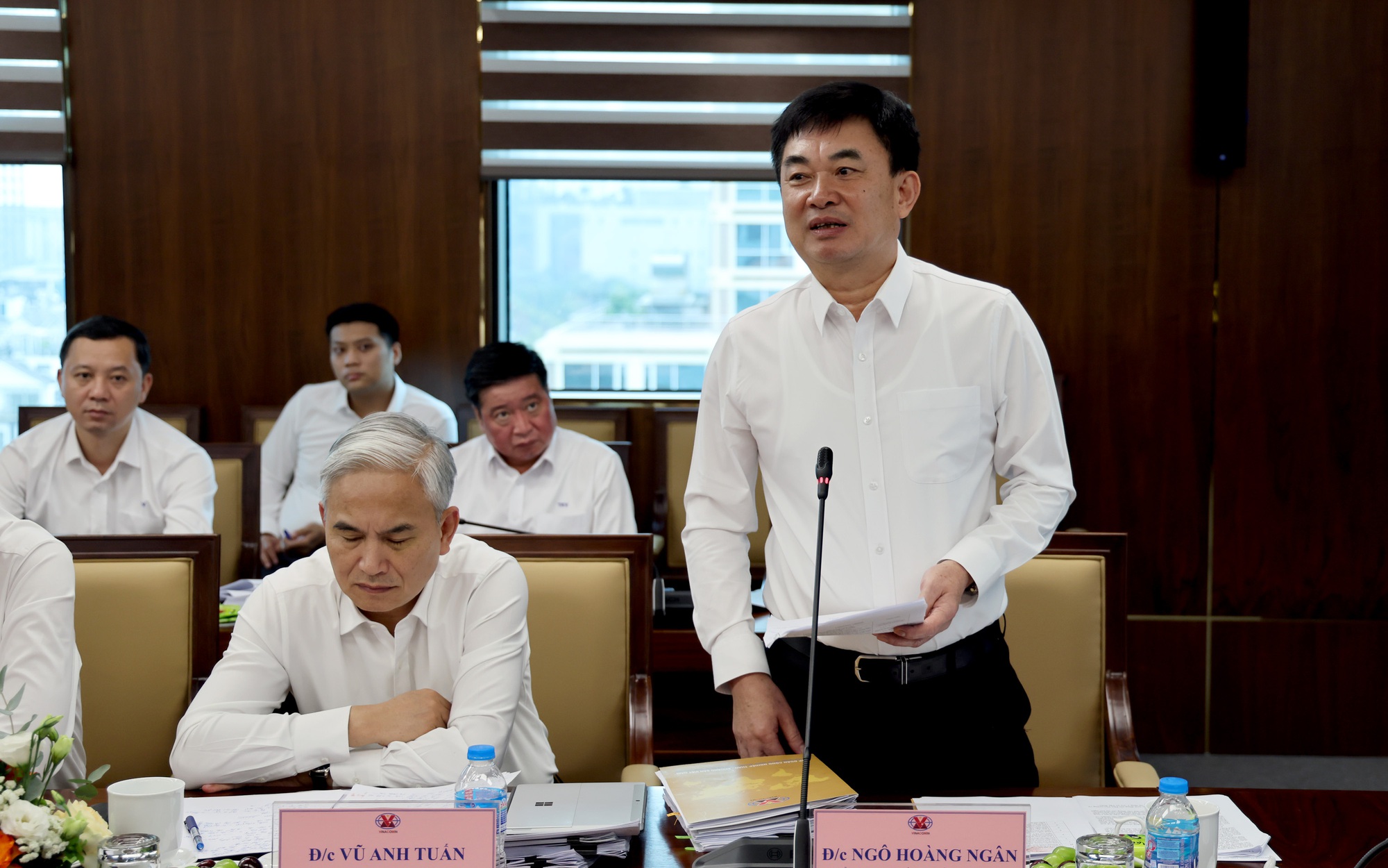 Chủ tịch Hội đồng th&agrave;nh vi&ecirc;n TKV Ng&ocirc; Ho&agrave;ng Ng&acirc;n ph&aacute;t biểu.