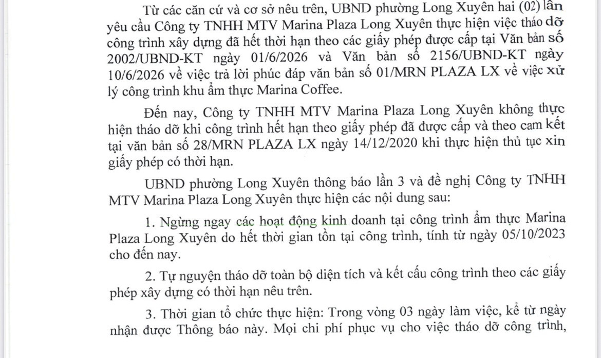 UBND phường Long xuy&ecirc;n th&ocirc;ng b&aacute;o ngưang hoạt động v&agrave; th&aacute;o dỡ c&ocirc;ng tr&igrave;nh Marina Coffee