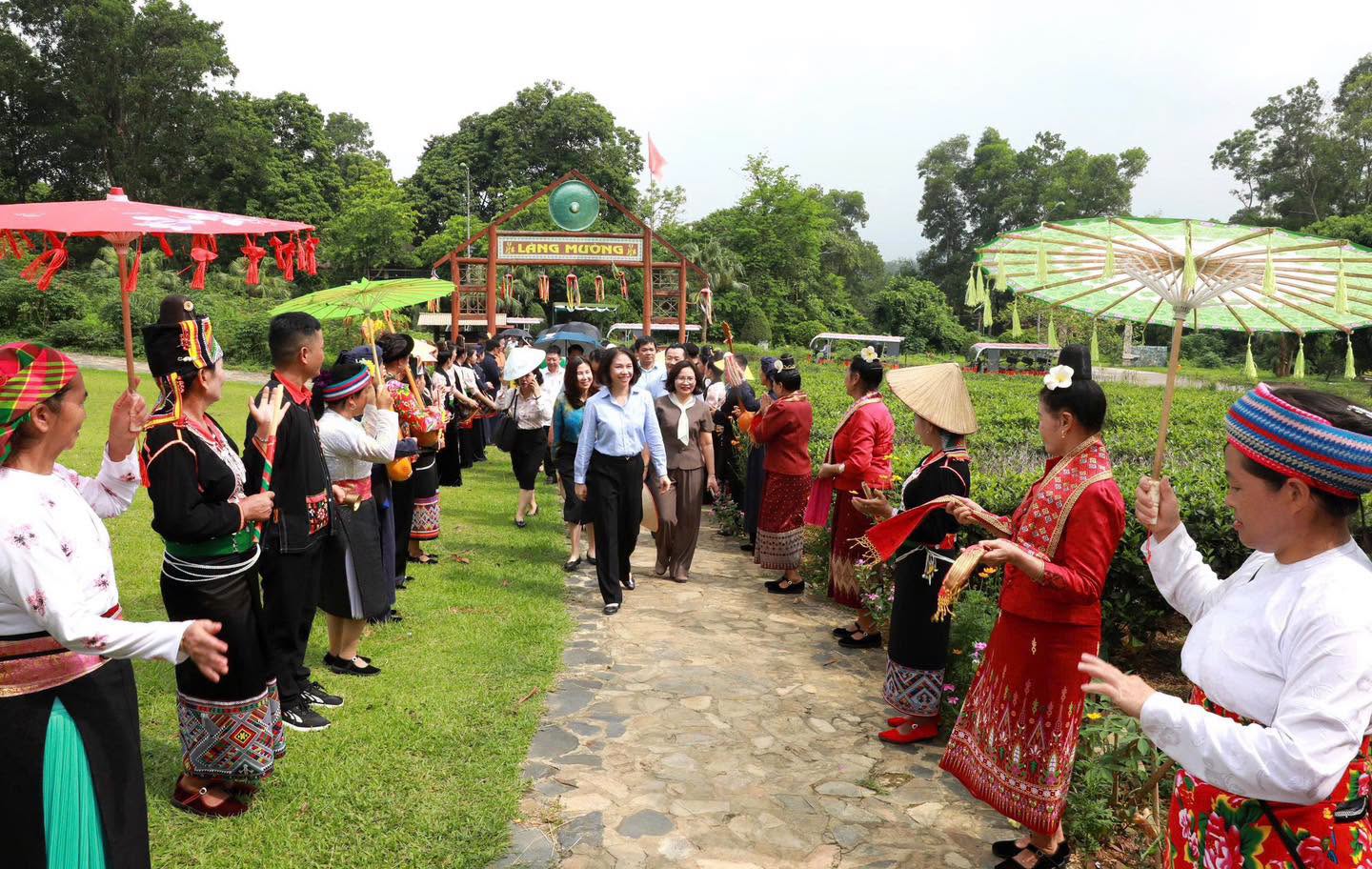 Hà Nội sẵn sàng vận hành Làng Văn hóa - Du lịch các dân tộc Việt Nam theo mô hình quản lý mới