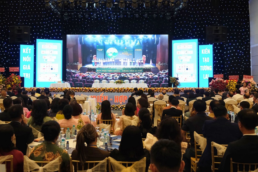 Đại hội Đại biểu Hiệp hội Doanh nghiệp tỉnh Lâm Đồng lần thứ I, nhiệm kỳ 2026 – 2031. Ảnh: Hạ Chúc Đại hội Đại biểu Hiệp hội Doanh nghiệp tỉnh Lâm Đồng lần thứ I, nhiệm kỳ 2026 – 2031. Ảnh: Hạ Chúc