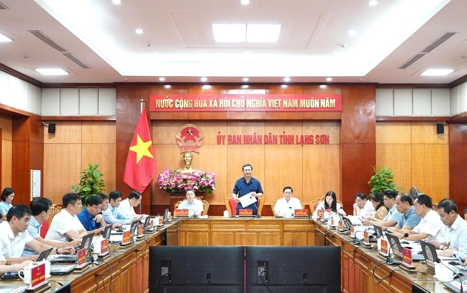 Lạng Sơn xem xét phương án giao biên chế công chức, viên chức năm 2026